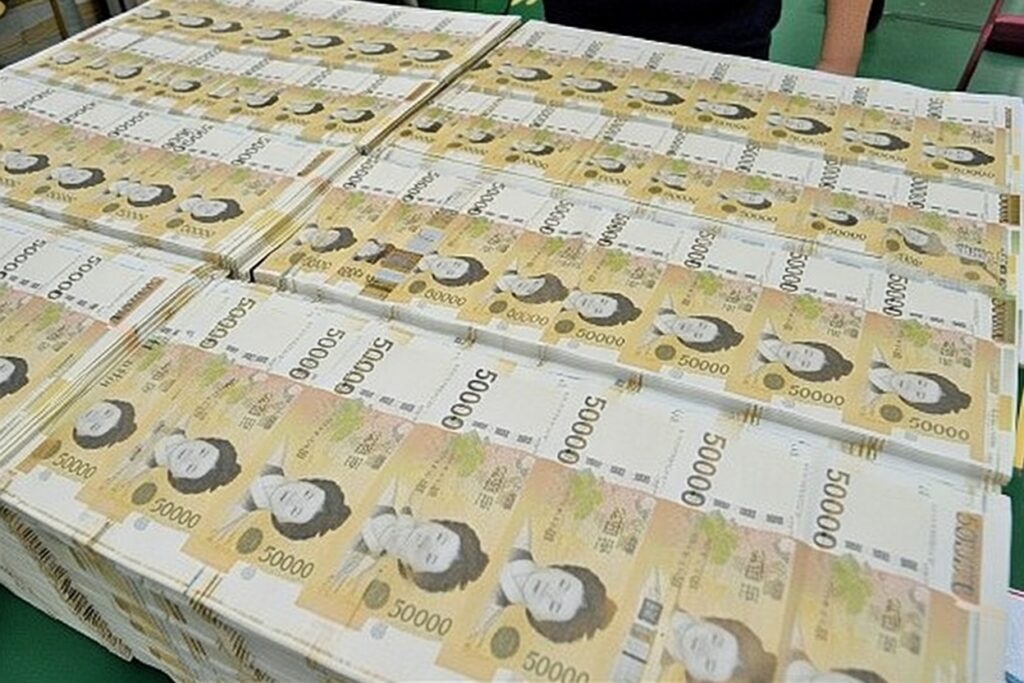 은행 가기 전 필독! 2026 설날 신권 확보 노하우와 실패 없는 세뱃돈 대처법 2 설날 신권 은행